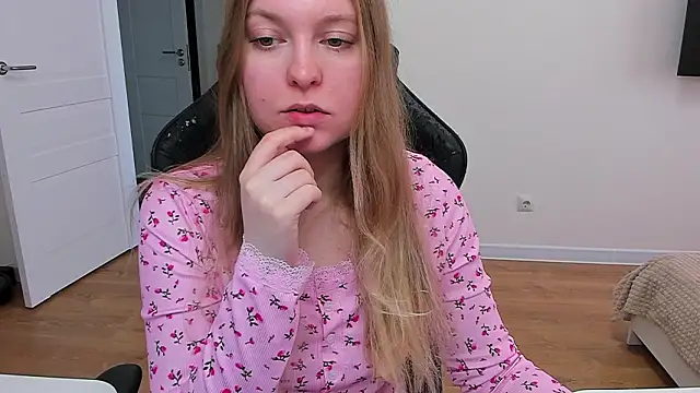 Snapshot of stacy_miracle chatting on 03.30.26 stacy miracle online show from 03.30.26