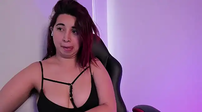 madelaine blosson online show from 12.06.24