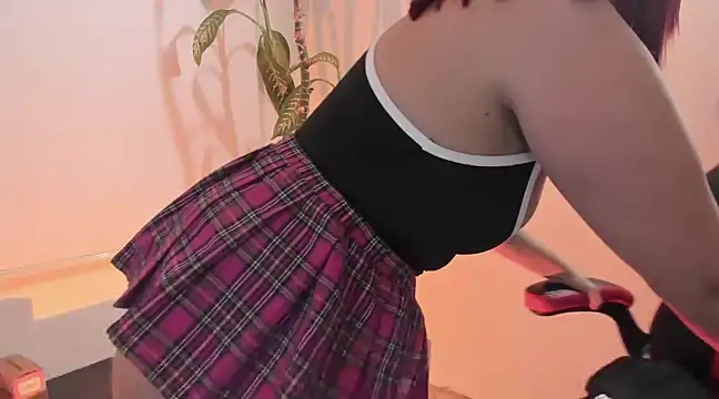 madelaine blosson online show from 03.18.25