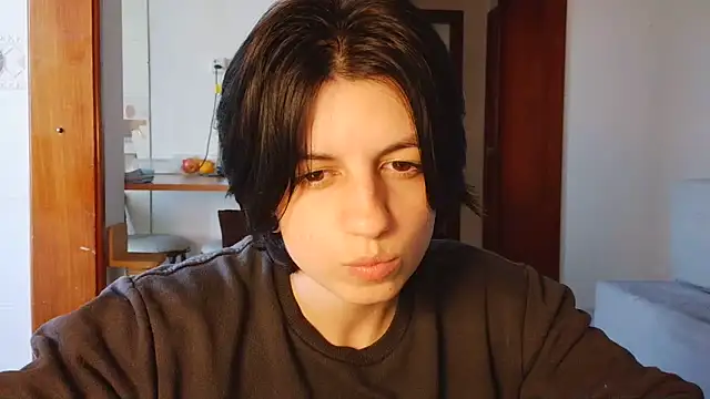 Snapshot of kyslrana chatting on 06.04.26 kyslrana online show from 06.04.26