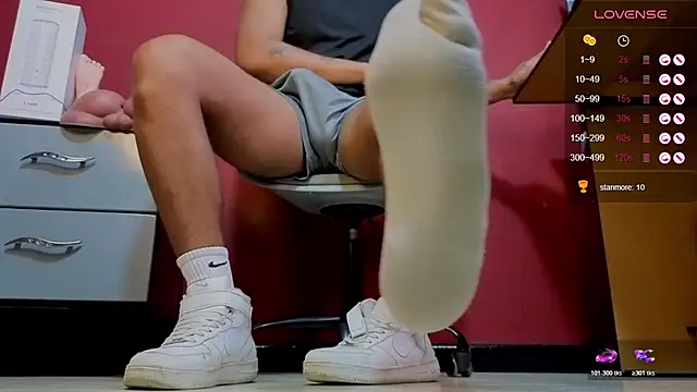 TomLover 12 online show from 01.08.26