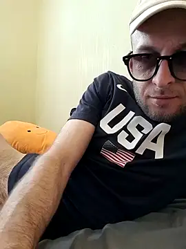 Snapshot of Super4len20 chatting on 09.09.25 Super4len20 online show from 09.09.25