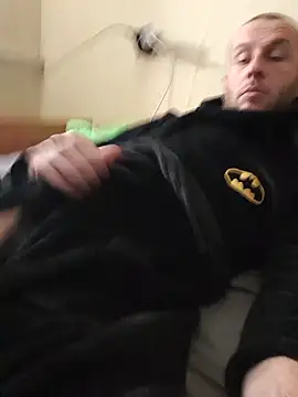 Snapshot of Super4len20 chatting on 09.17.25 Super4len20 online show from 09.17.25