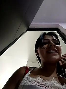 Snapshot of AnnRosse18 chatting on 12.27.24 AnnRosse18 online show from 12.27.24