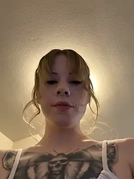 BiancaValentina online show from 06.25.26