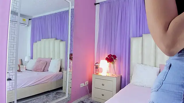 lulumars online show from 12.17.24