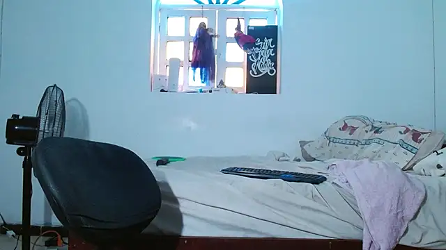 Snapshot of Tatted21xxx chatting on 10.24.25 Tatted21xxx online show from 10.24.25