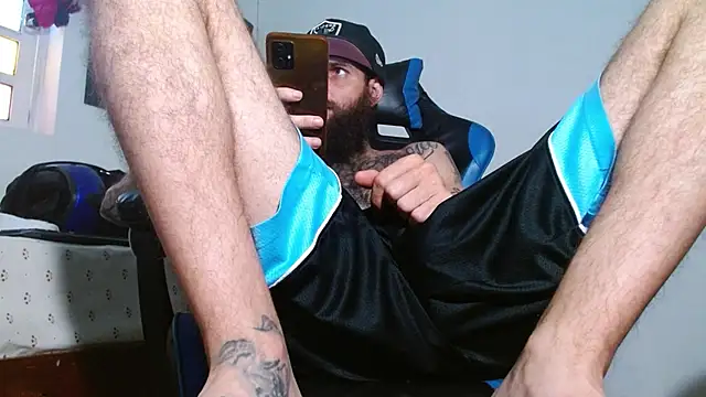 Snapshot of Tatted21xxx chatting on 03.27.26 Tatted21xxx online show from 03.27.26