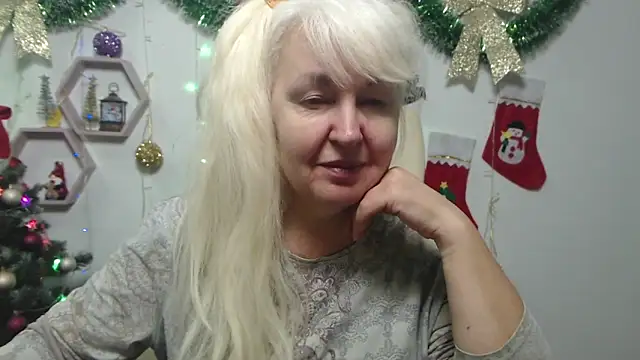 BlondyLeeBest online show from 12.09.24