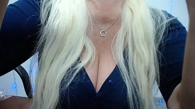 BlondyLeeBest online show from 01.27.25