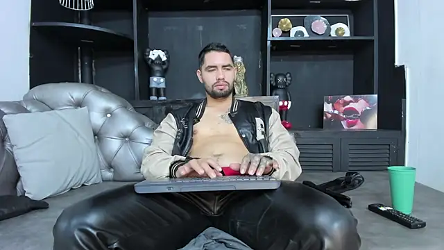 matteosantos online show from 11.14.25