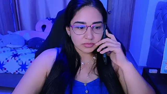 Snapshot of _anastasia chatting on 04.18.26 anastasia online show from 04.18.26