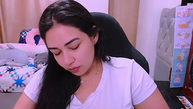 Snapshot of _anastasia chatting on 04.20.26 anastasia online show from 04.20.26