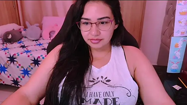 Snapshot of _anastasia chatting on 05.16.26 anastasia online show from 05.16.26