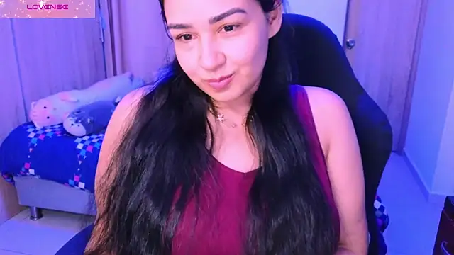 Snapshot of _anastasia chatting on 06.15.26 anastasia online show from 06.15.26