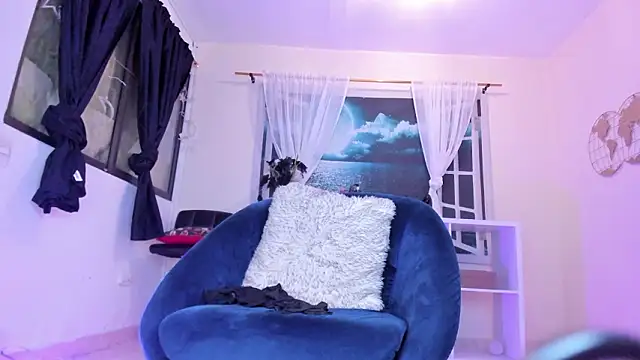 Snapshot of beatziedreams chatting on 02.23.26 beatziedreams online show from 02.23.26