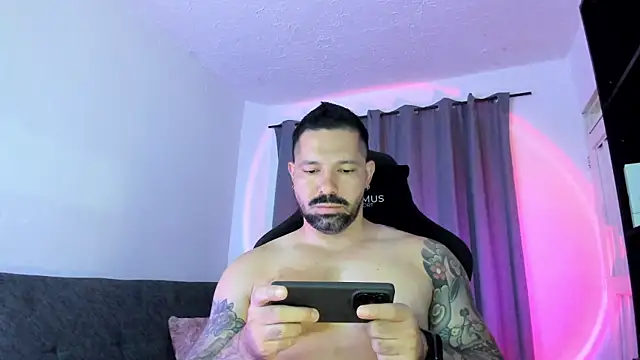 Snapshot of Pierre_Vidal chatting on 05.19.26 Pierre Vidal online show from 05.19.26
