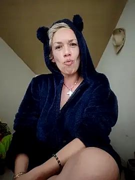 Snapshot of sexymarilyncolombia chatting on 02.16.25 sexymarilyncolombia online show from 02.16.25