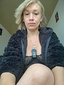 Snapshot of sexymarilyncolombia chatting on 04.02.26 sexymarilyncolombia online show from 04.02.26