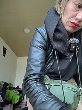 Snapshot of sexymarilyncolombia chatting on 05.11.26 sexymarilyncolombia online show from 05.11.26