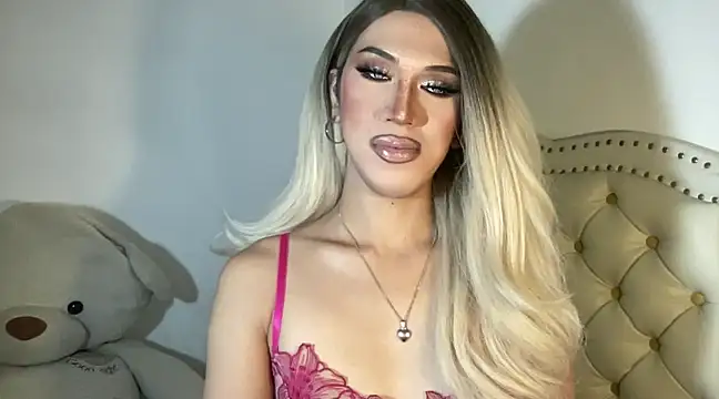 Ts glamxxxx online show from 02.18.25