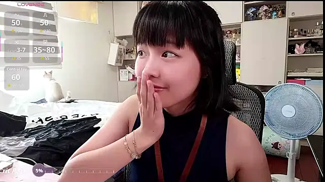 Snapshot of 87wawa chatting on 04.22.26 87wawa online show from 04.22.26
