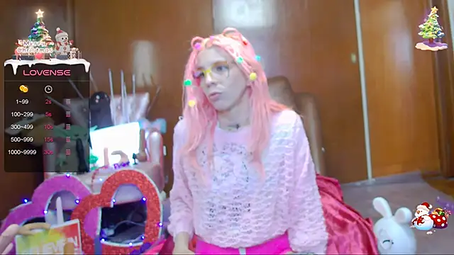 Snapshot of Skinygirl chatting on 01.11.25 Skinygirl online show from 01.11.25