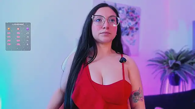 lucy neil online show from 12.14.25