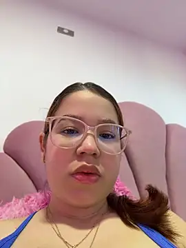 Snapshot of Lucyklein2022 chatting on 07.24.26 Lucyklein2022 online show from 07.24.26