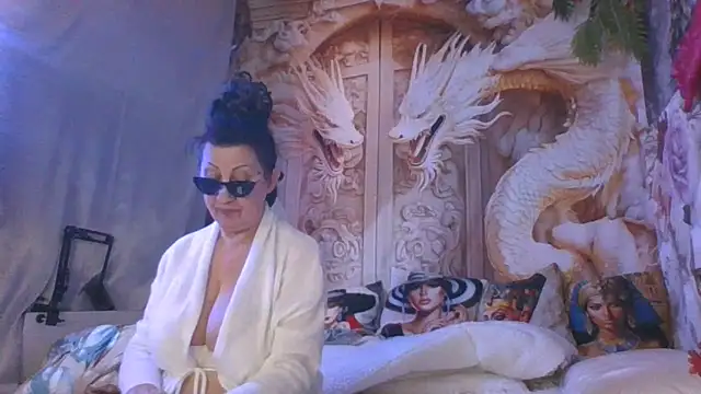 NightOrhideya online show from 02.09.26