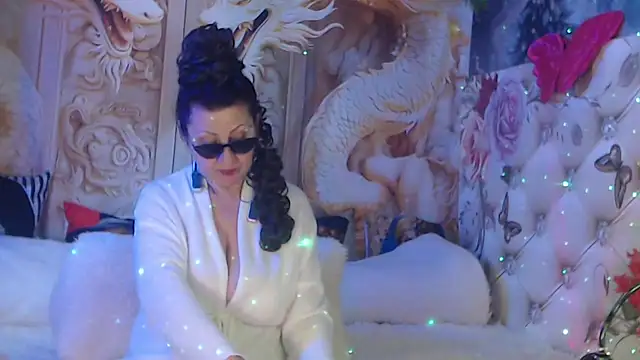 NightOrhideya online show from 03.15.26