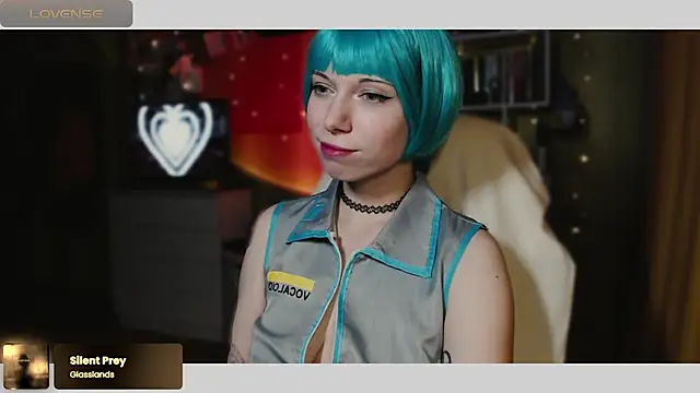 freya sunny online show from 01.08.25