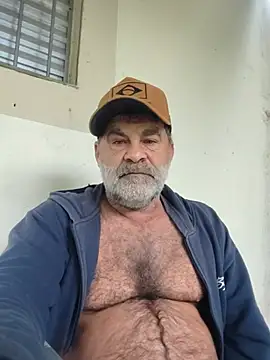 Peludo173317 online show from 06.26.26