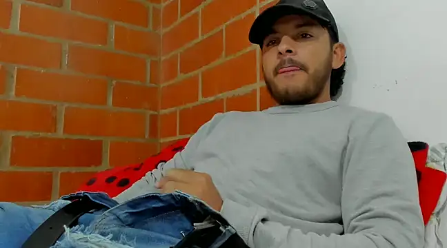 tuyo1995 online show from 12.06.24