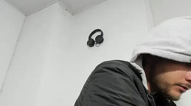 tuyo1995 online show from 03.06.25