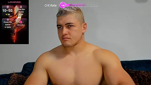 Snapshot of Leonsmoron chatting on 12.02.24 Leonsmoron online show from 12.02.24