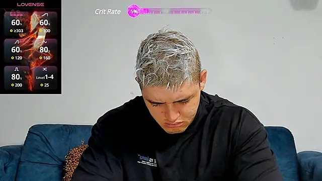 Snapshot of Leonsmoron chatting on 12.10.24 Leonsmoron online show from 12.10.24