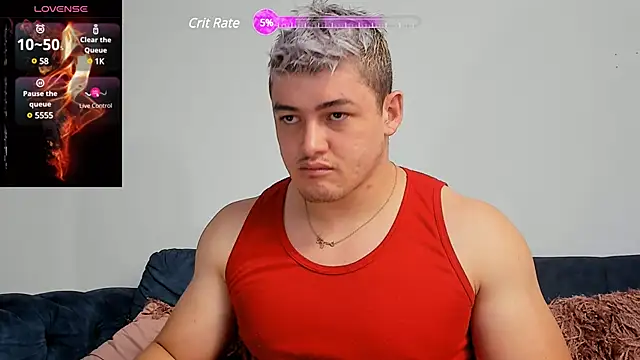 Snapshot of Leonsmoron chatting on 12.19.24 Leonsmoron online show from 12.19.24