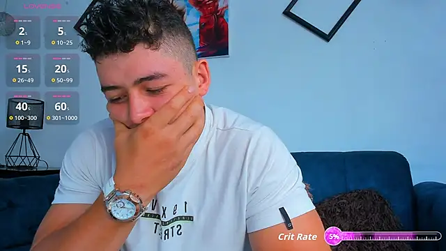 Snapshot of Leonsmoron chatting on 10.04.25 Leonsmoron online show from 10.04.25