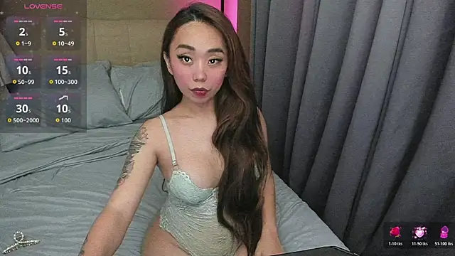 MissAyaCollins online show from 02.05.26