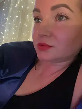 Snapshot of Lady__Maria chatting on 12.17.24 Lady  Maria online show from 12.17.24