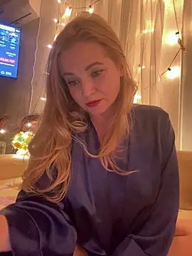 Snapshot of Lady__Maria chatting on 01.11.25 Lady  Maria online show from 01.11.25