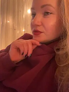 Snapshot of Lady__Maria chatting on 02.11.25 Lady  Maria online show from 02.11.25