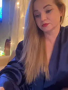 Snapshot of Lady__Maria chatting on 02.19.25 Lady  Maria online show from 02.19.25