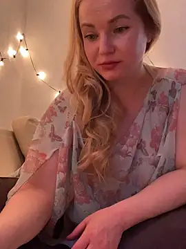 Snapshot of Lady__Maria chatting on 03.09.25 Lady  Maria online show from 03.09.25
