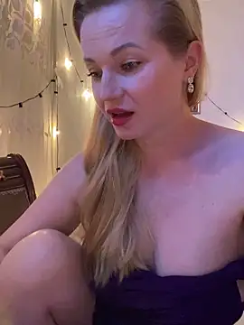 Snapshot of Lady__Maria chatting on 10.01.25 Lady  Maria online show from 10.01.25
