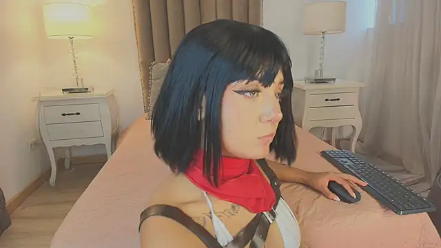 Emma Torres   online show from 10.20.25