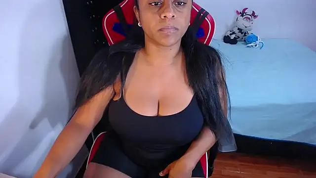 BellaKarla online show from 03.07.26