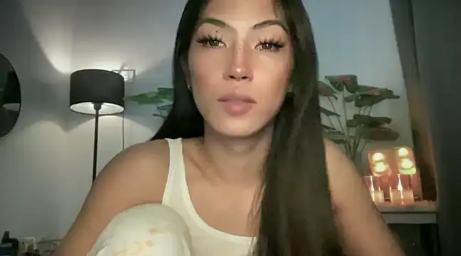 Snapshot of Bella_Gordon chatting on 02.03.25 Bella Gordon online show from 02.03.25