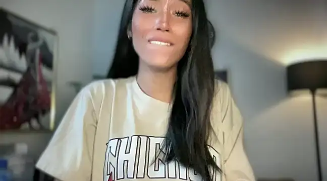 Snapshot of Bella_Gordon chatting on 02.23.25 Bella Gordon online show from 02.23.25